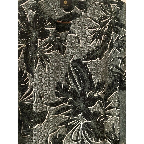 JM collection green floral blouse size PXL flared sleeve - Picture 7 of 9